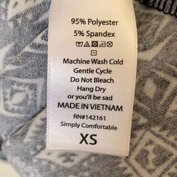 LuLaRoe Black & White Geometric Print High-Low Hem Dress XS Relaxed Fit - Picture 9 of 9